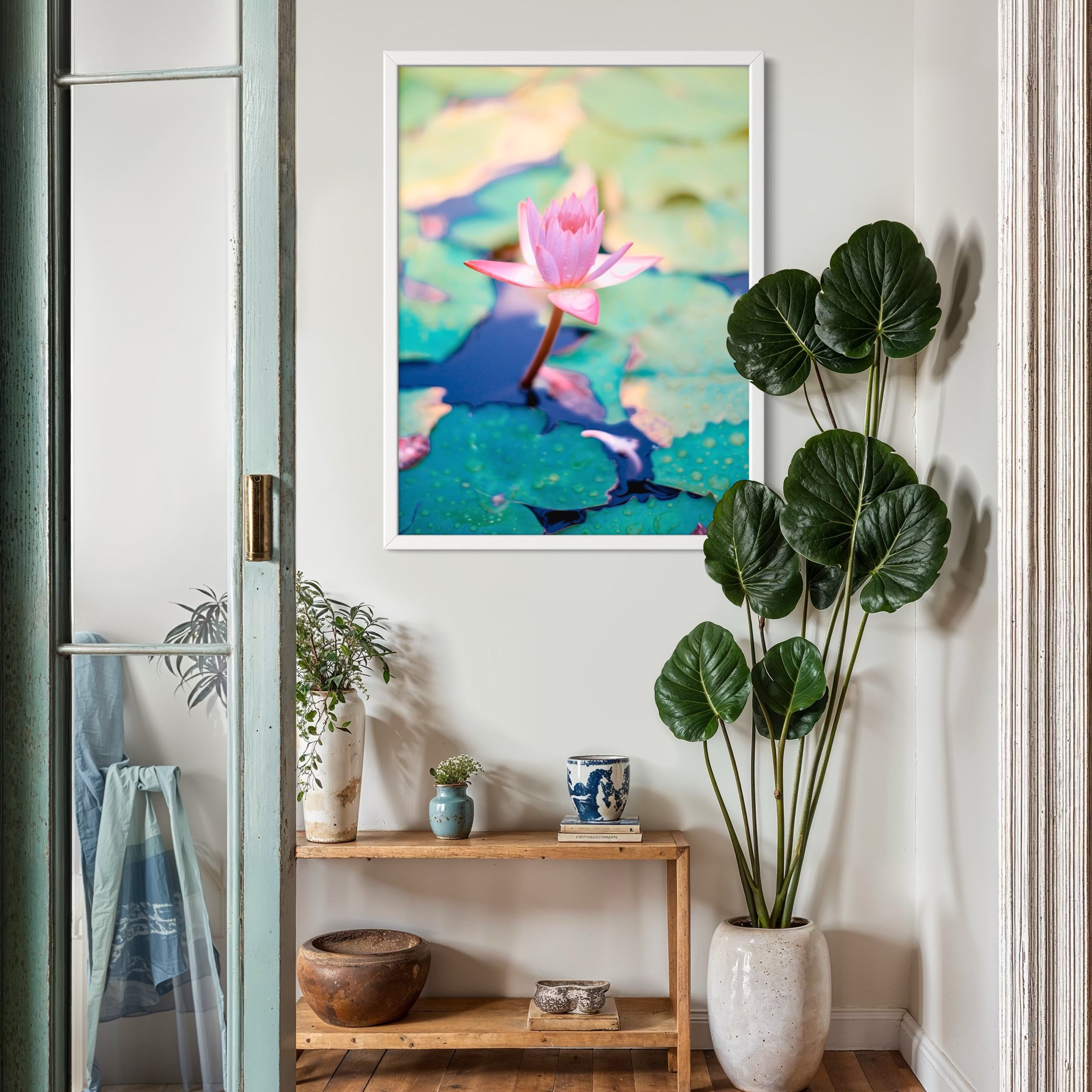 Lotus Flower - Moderno Wall Art Wall Art