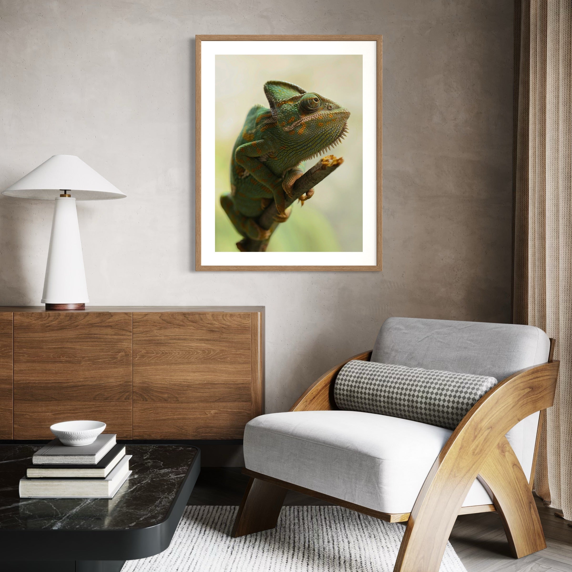 Chameleon in Stillness - Moderno Wall Art Wall Art