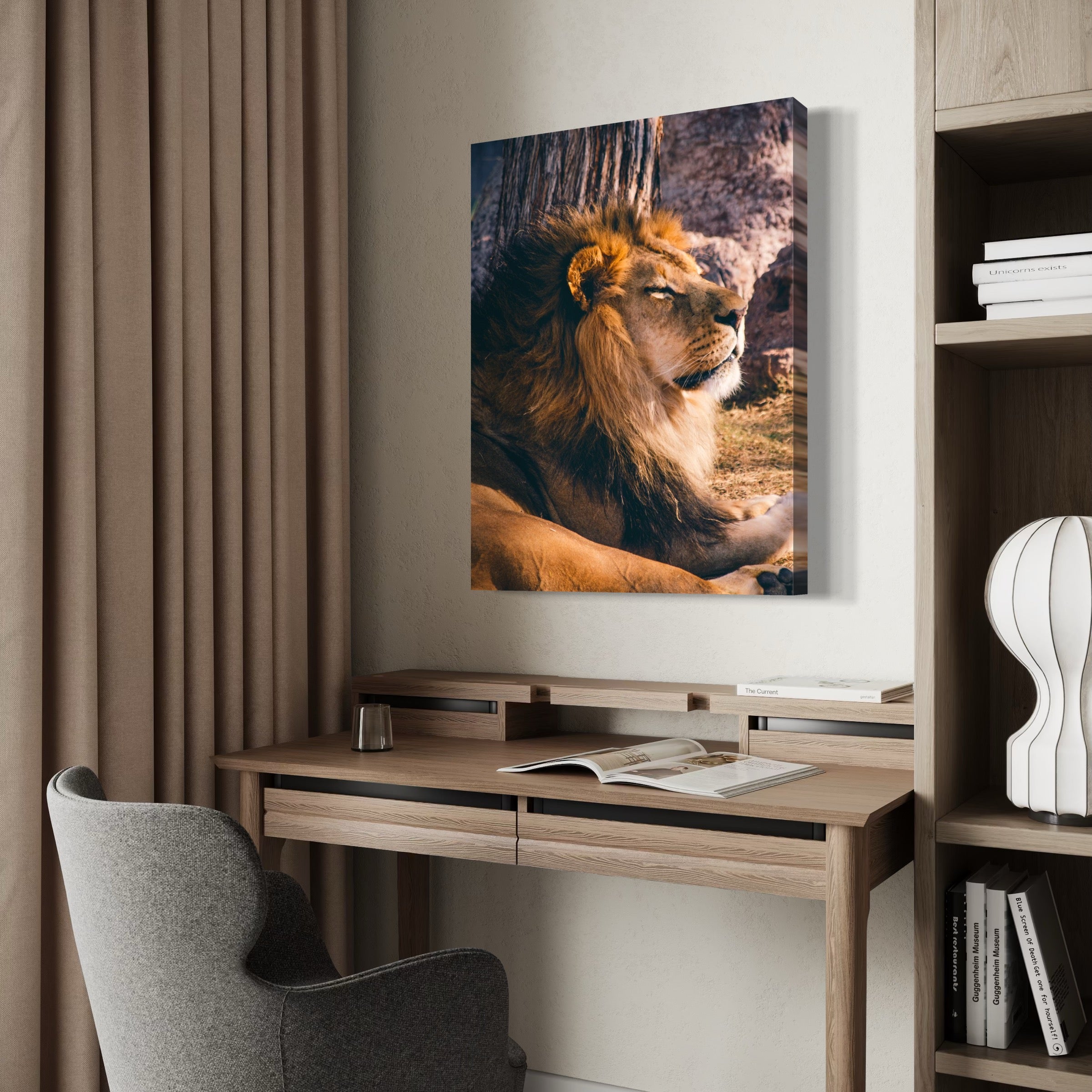 King at Rest - Moderno Wall Art Wall Art