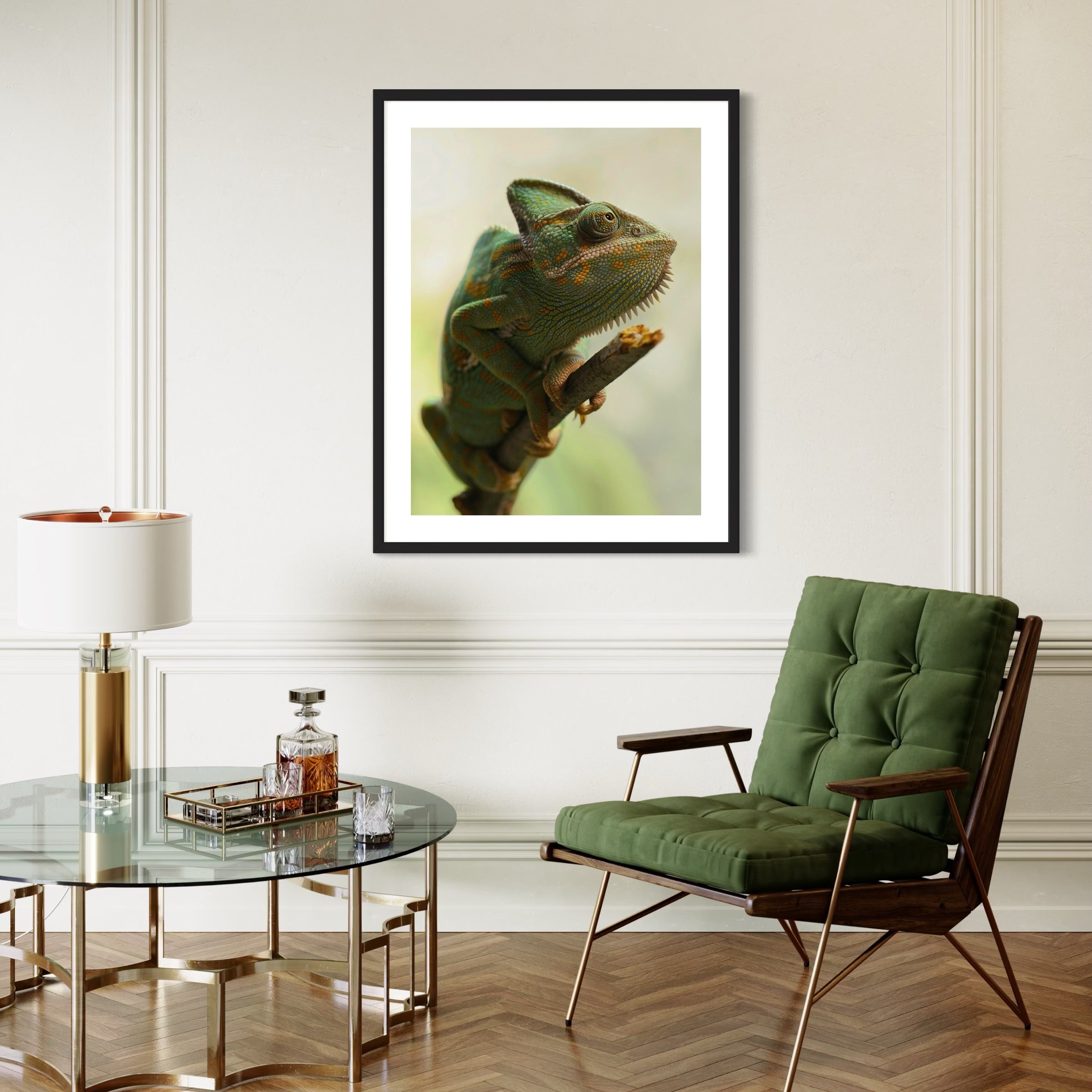 Chameleon in Stillness - Moderno Wall Art Wall Art
