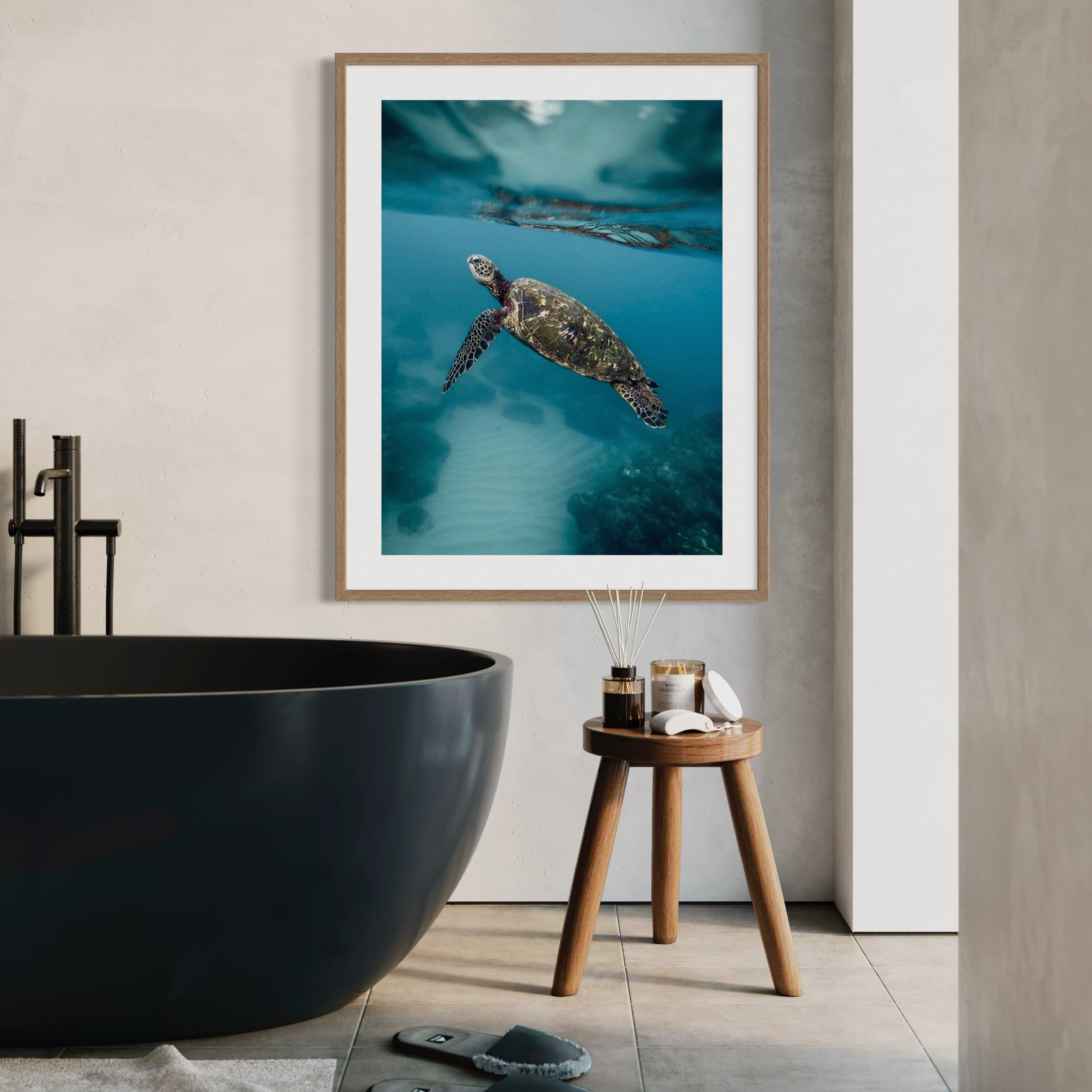 Grace Beneath the Waves - Moderno Wall Art Wall Art