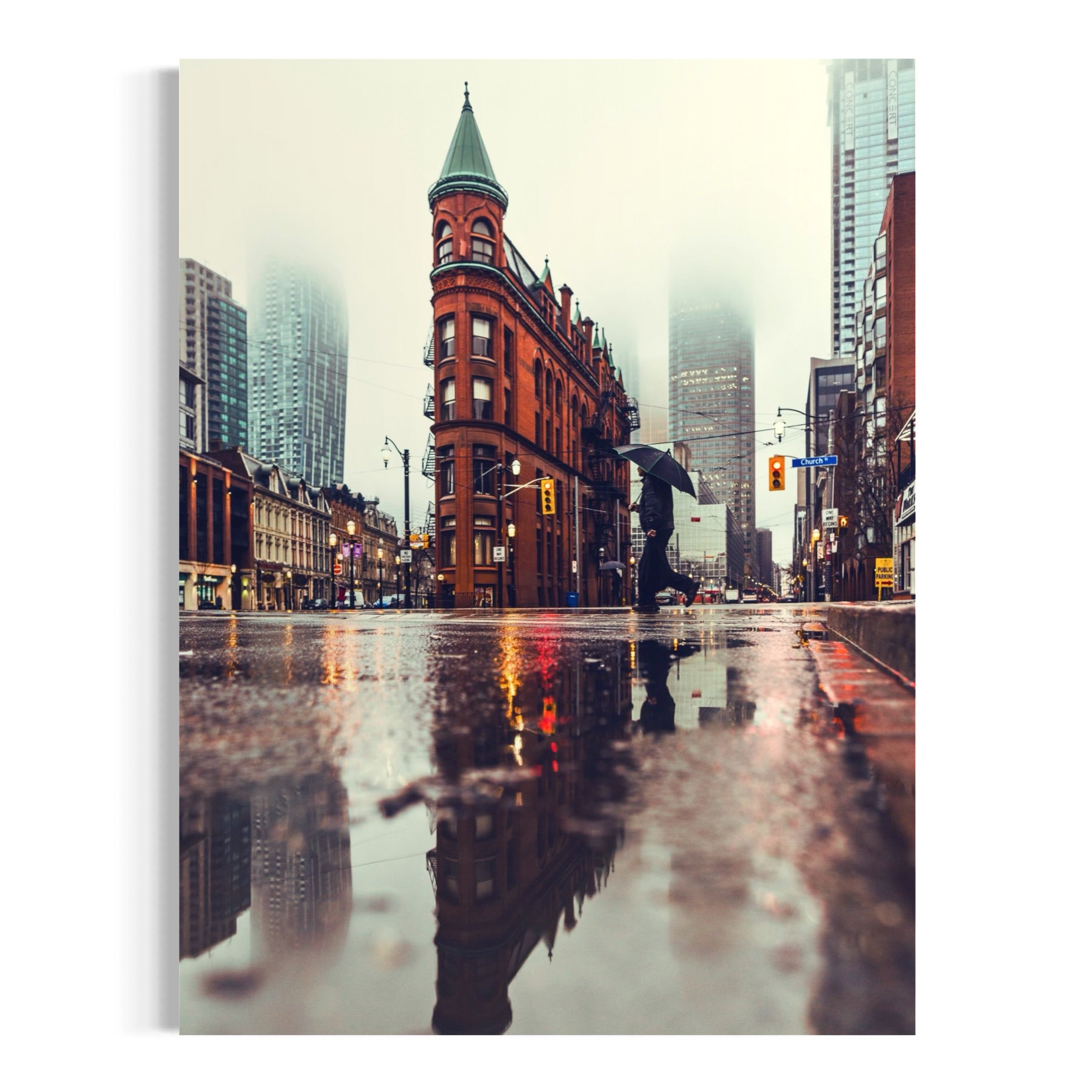 Flatiron in the Rain - Moderno Wall Art Wall Art