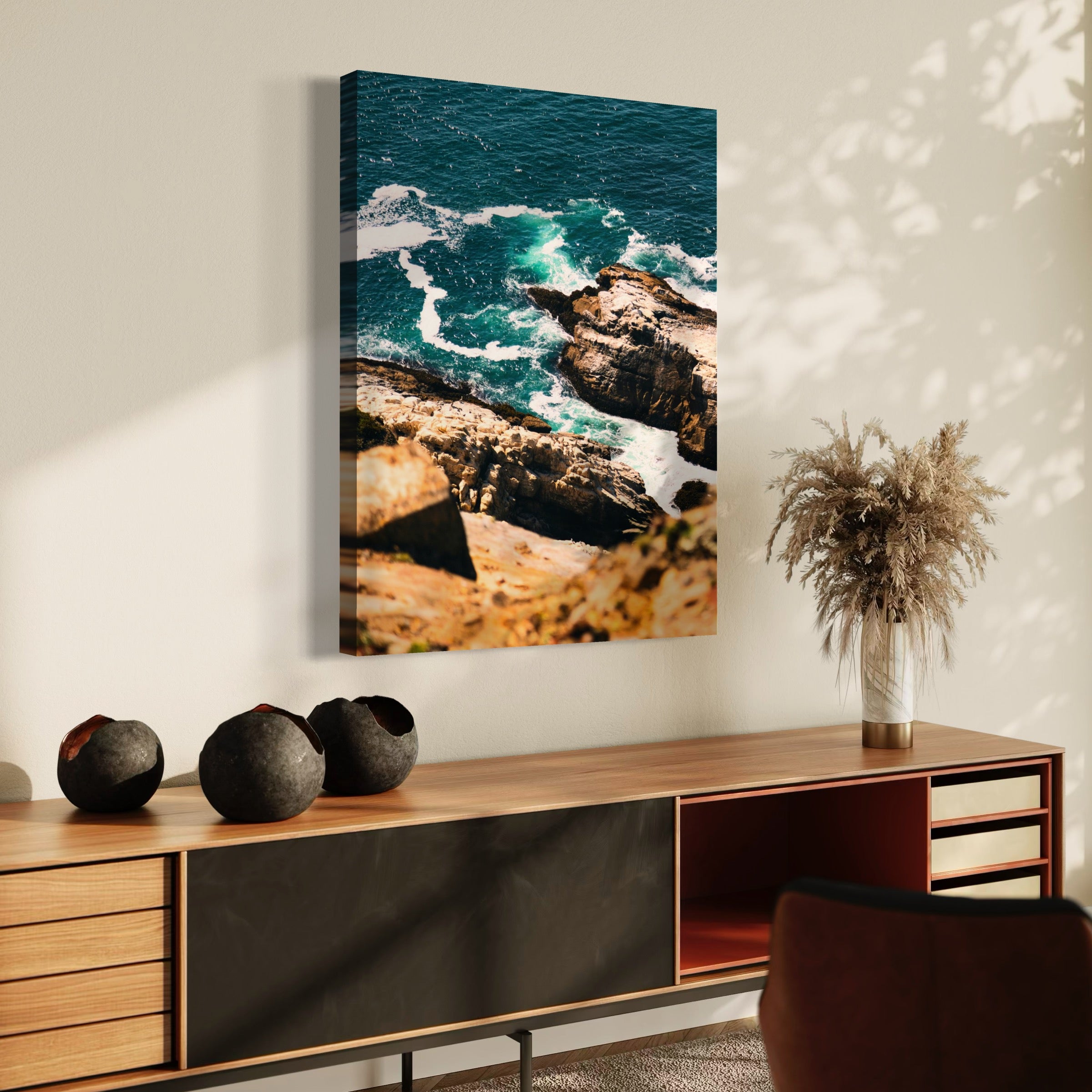 Ocean’s Rugged Edge - Moderno Wall Art Wall Art