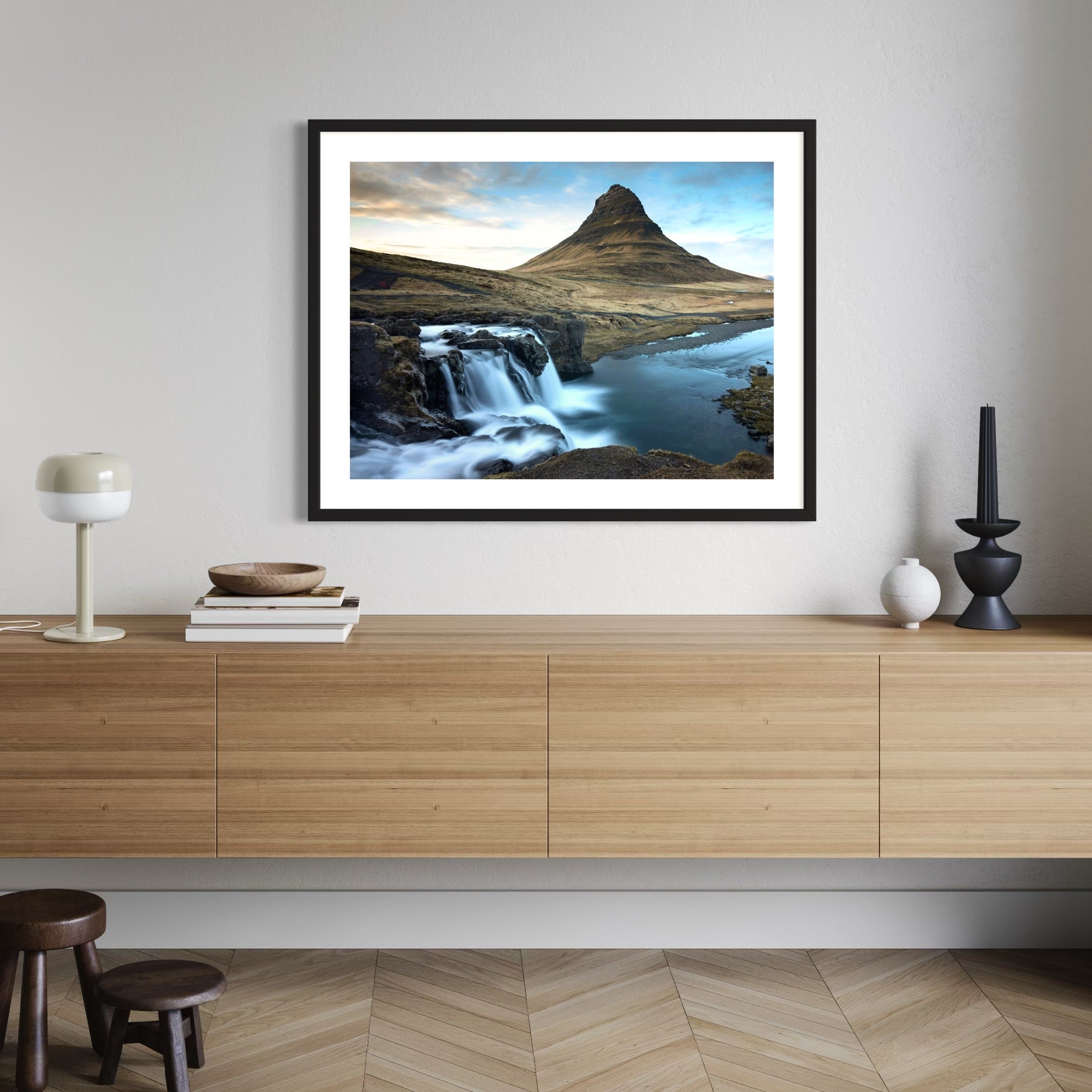 Kirkjufell Serenity - Moderno Wall Art Wall Art