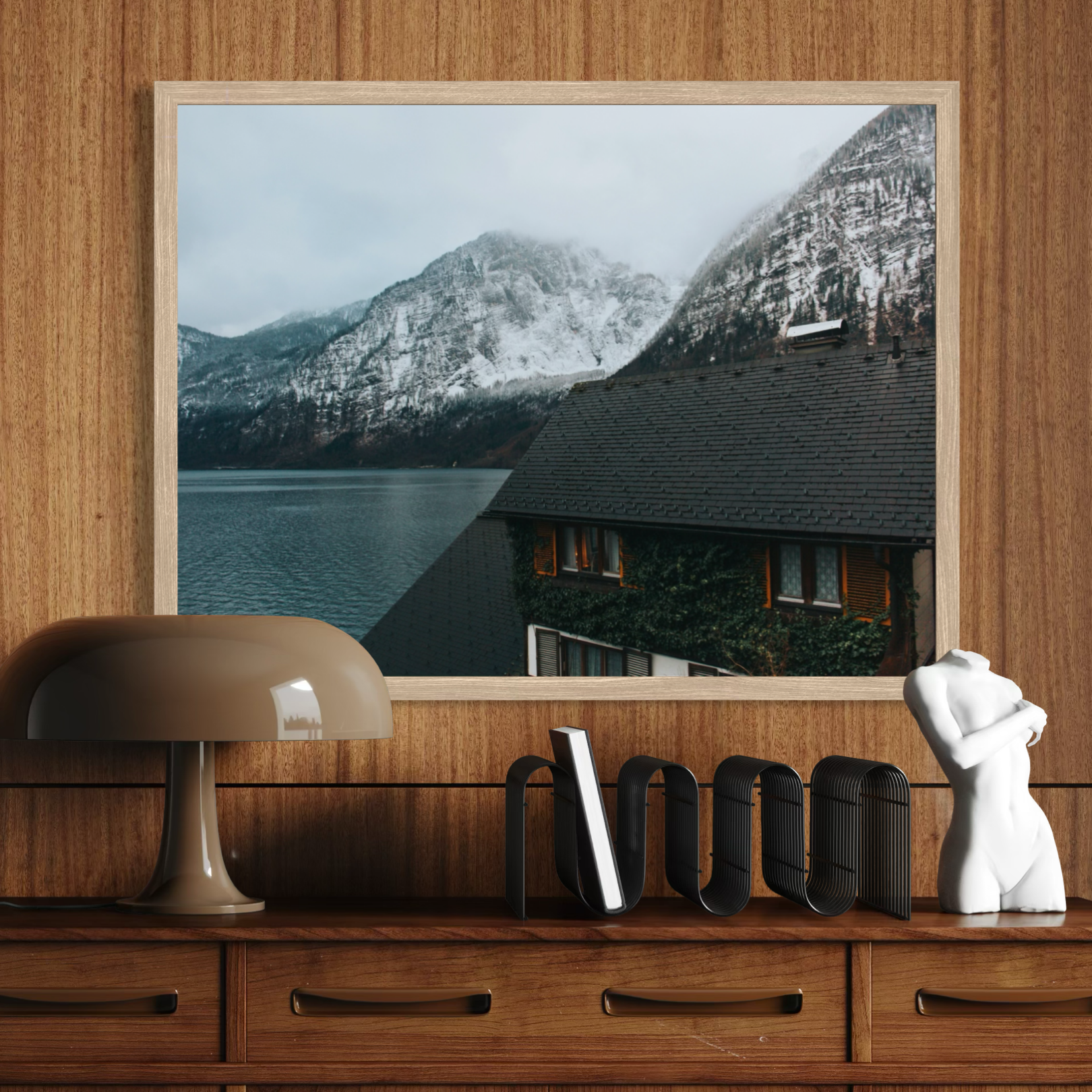 Casa junto al lago de invierno