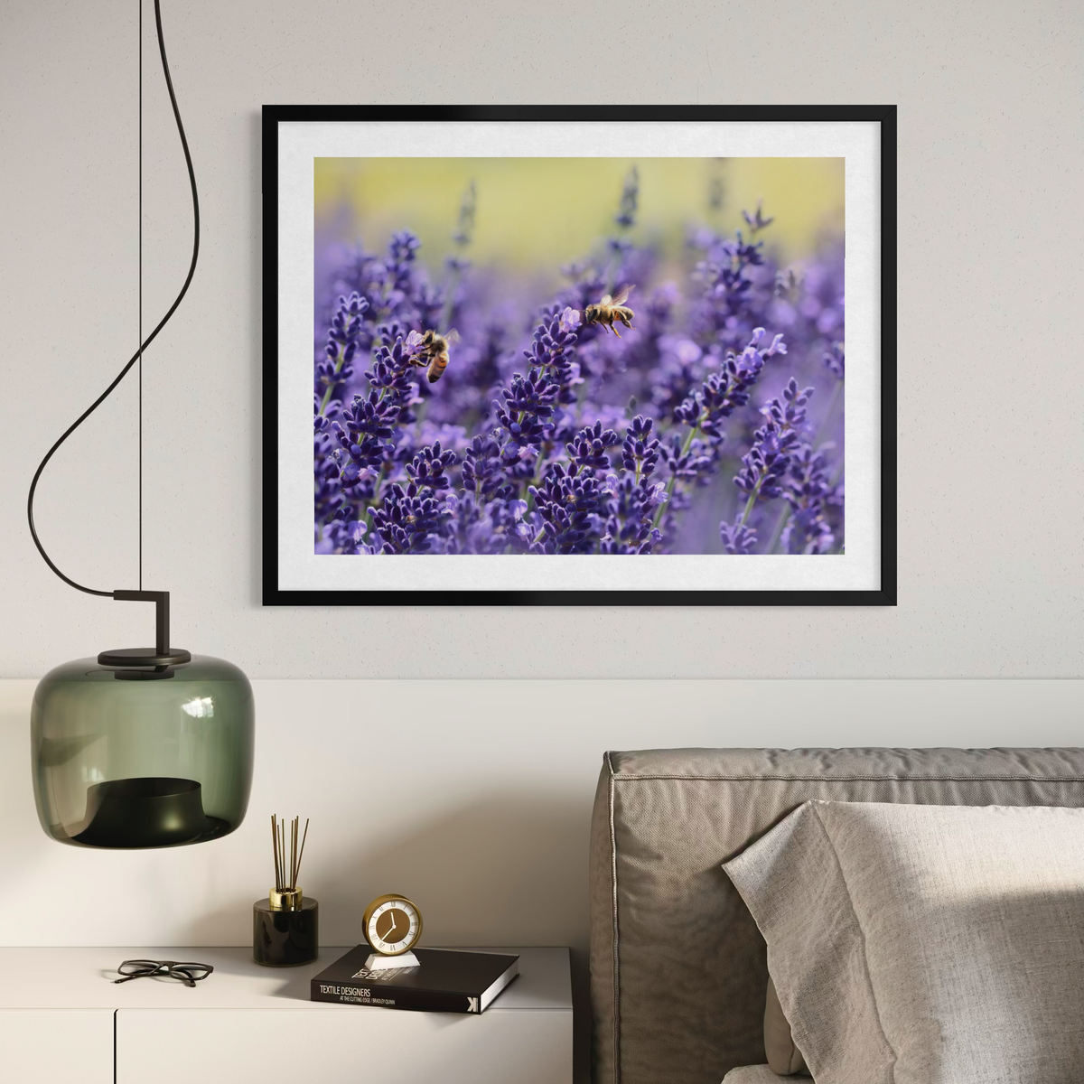 Abejas entre la lavanda