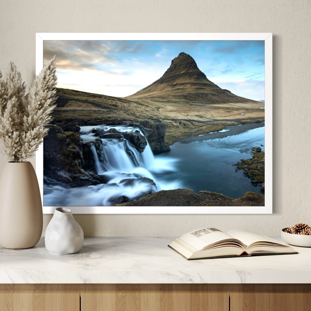 Kirkjufell Serenity